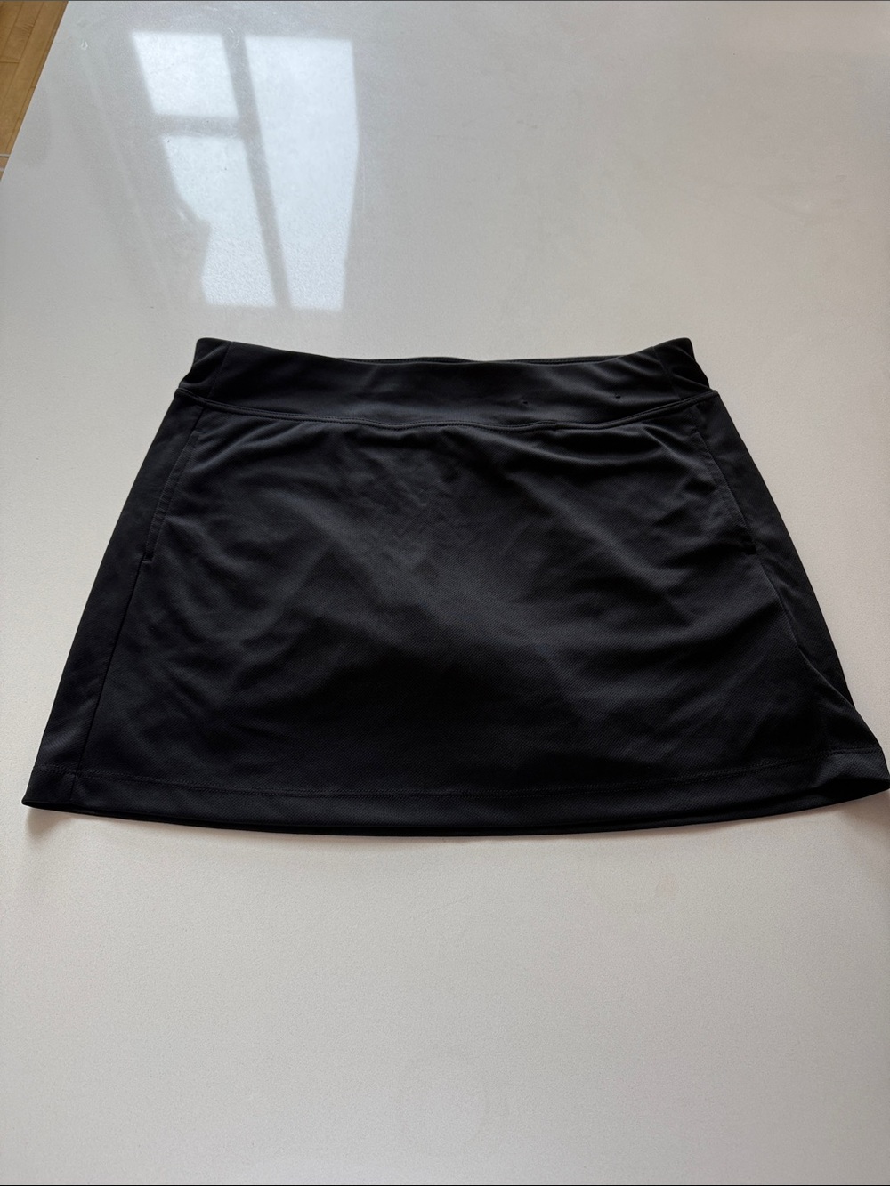 PGA Tour 16” Airflux Golf Skort, Tummy Control, Sun Protection, Black, Size L - Picture 4 of 9